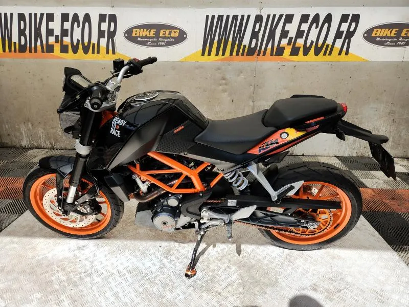 390 DUKE
