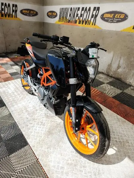 390 DUKE