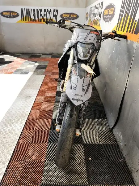 525 EXC SUPERMOTARD