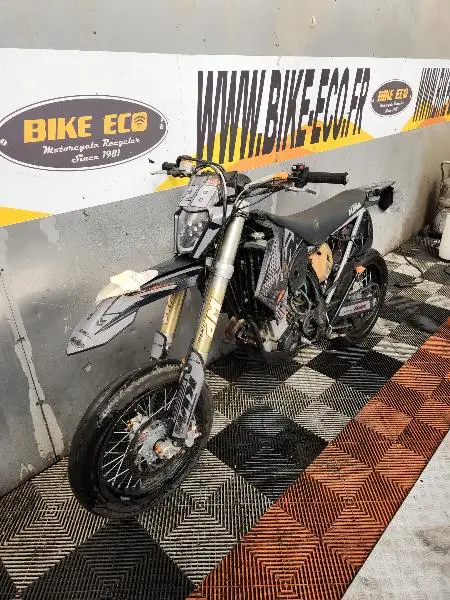 525 EXC SUPERMOTARD