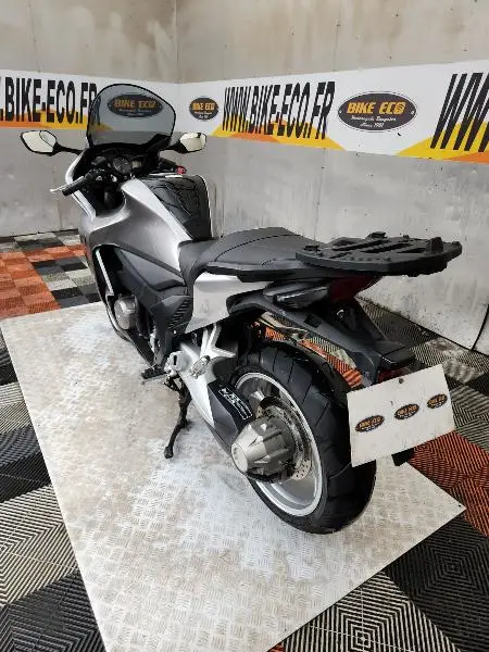 VFR 1200 F