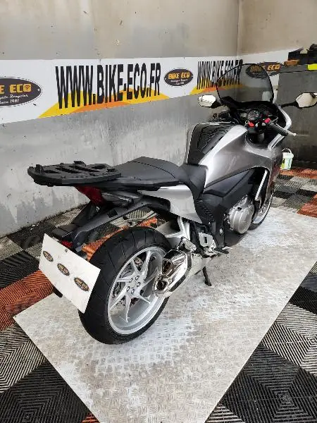 VFR 1200 F