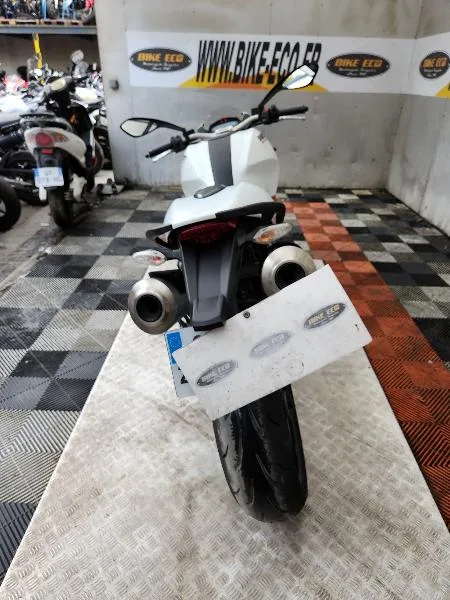 796 MONSTER