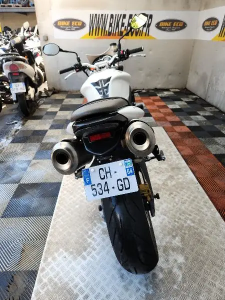 STREET TRIPLE 675 R