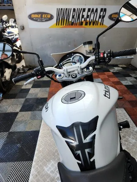 STREET TRIPLE 675 R