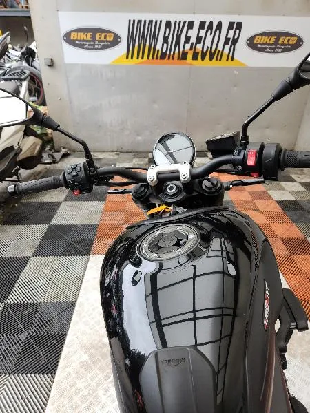 TRIDENT 660