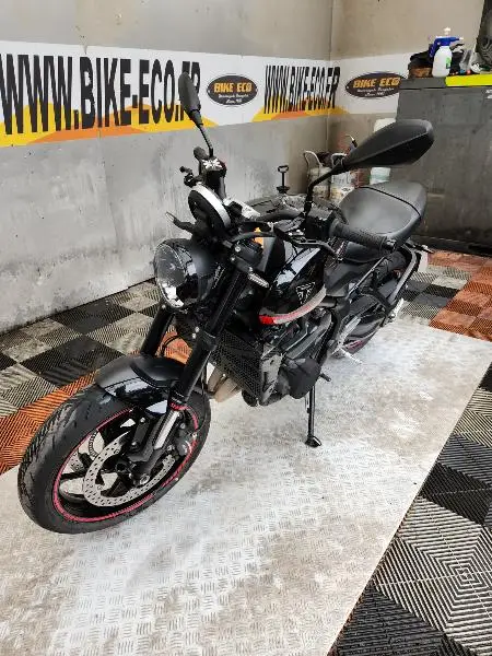 TRIDENT 660