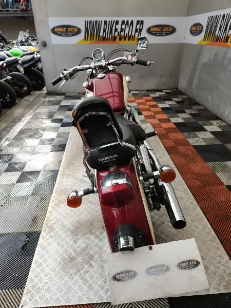 VT SHADOW 1100