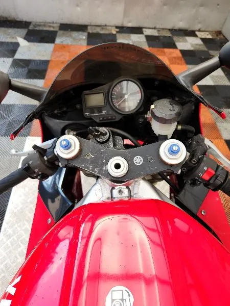 YZF 1000 R1