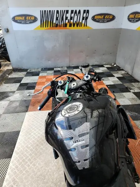 YZFR6