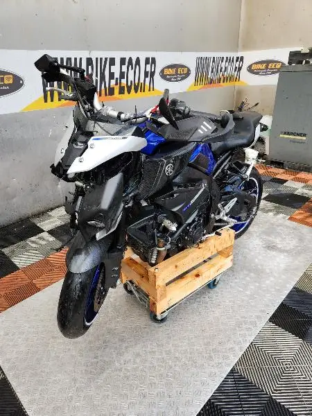 MT10