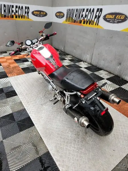 900 MONSTER