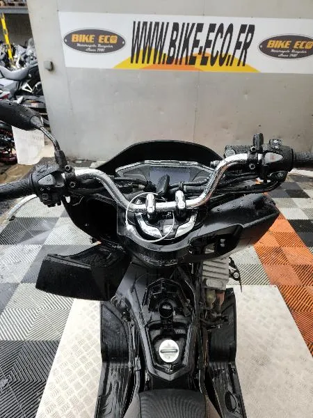 PCX 125