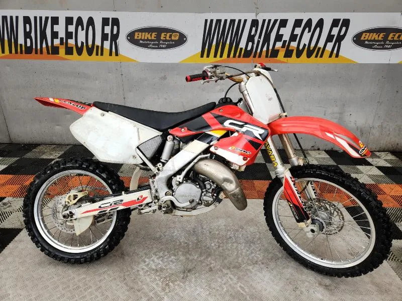 CR 2000