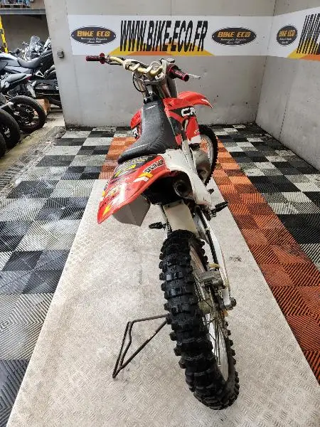 CR
