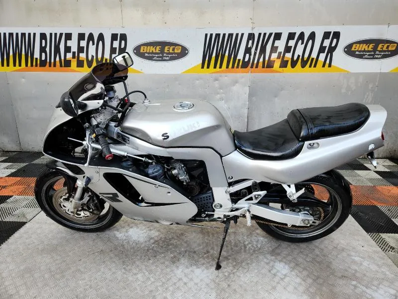GSXR 750