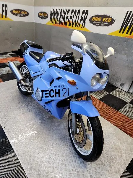 FZR 250