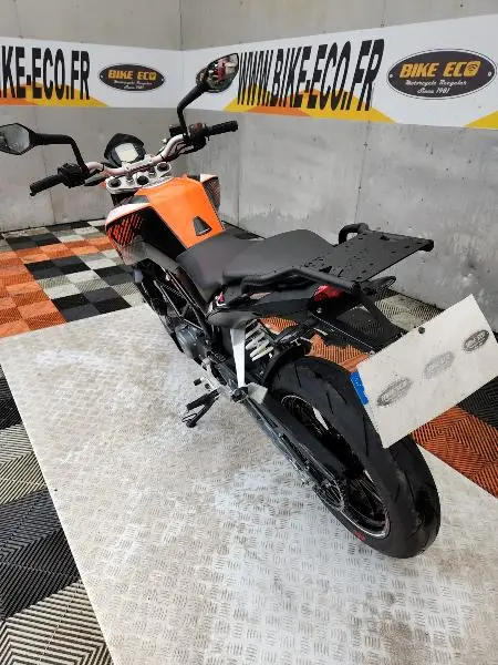 125 DUKE