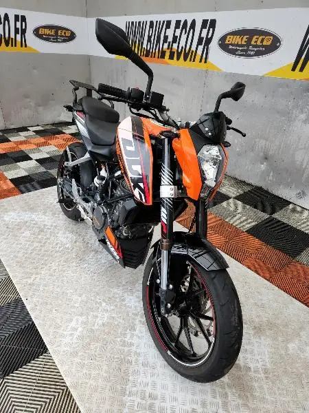 125 DUKE