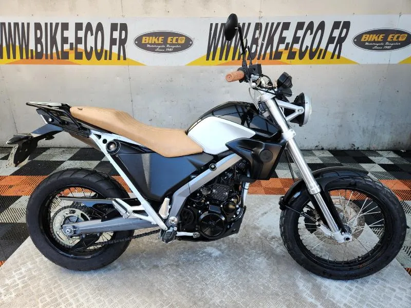 X  COUNTRY 650