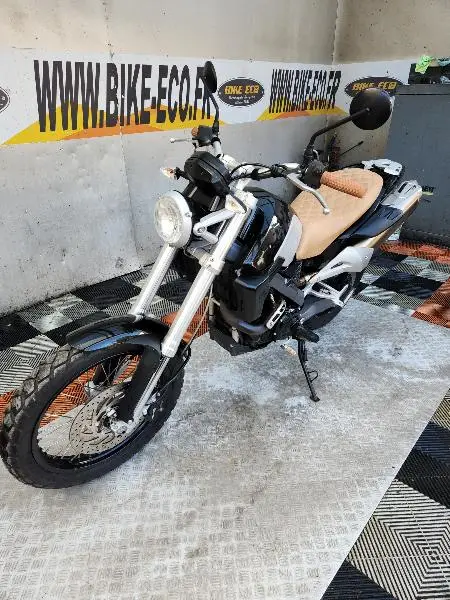 X  COUNTRY 650