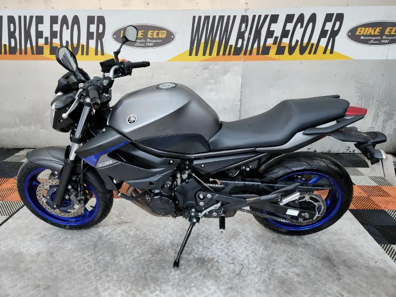 XJ6 
