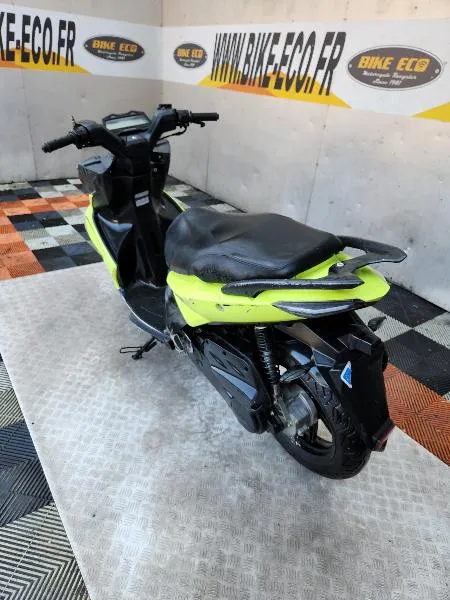SUPER 8 50