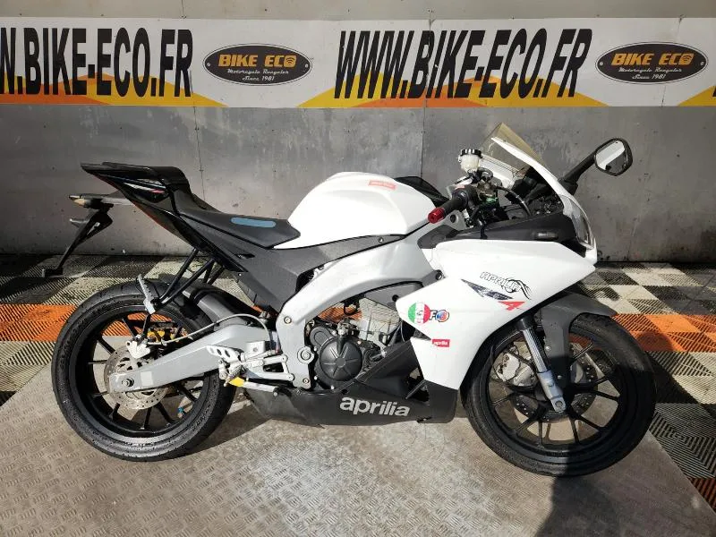 RS4 125 2011