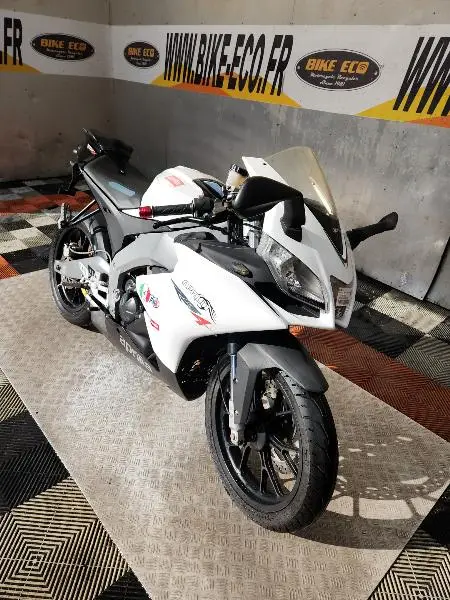 RS4 125