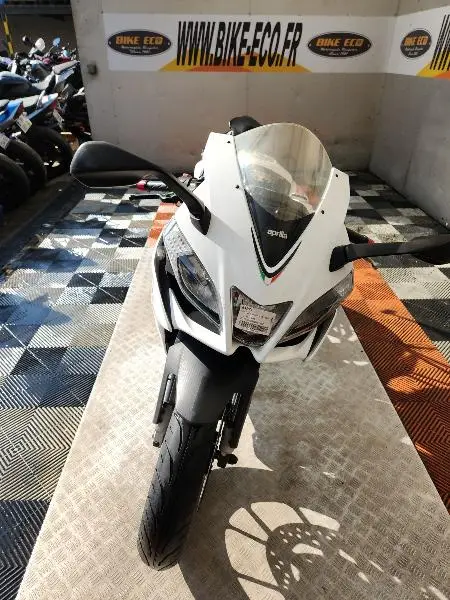 RS4 125