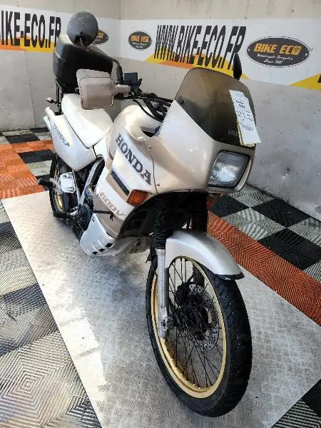 TRANSALP 600