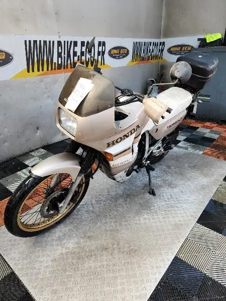 TRANSALP 600