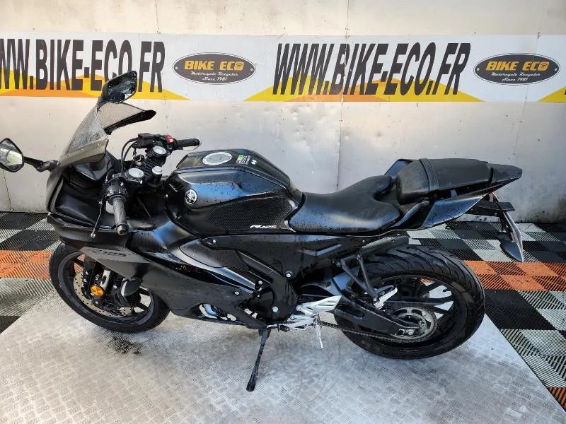 YZFR 125