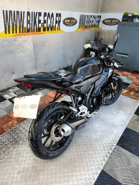 YZFR 125
