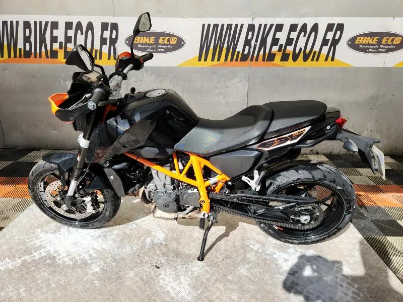 690 DUKE ABS