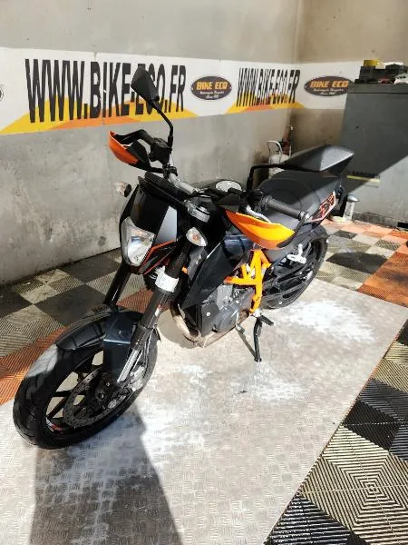 690 DUKE ABS