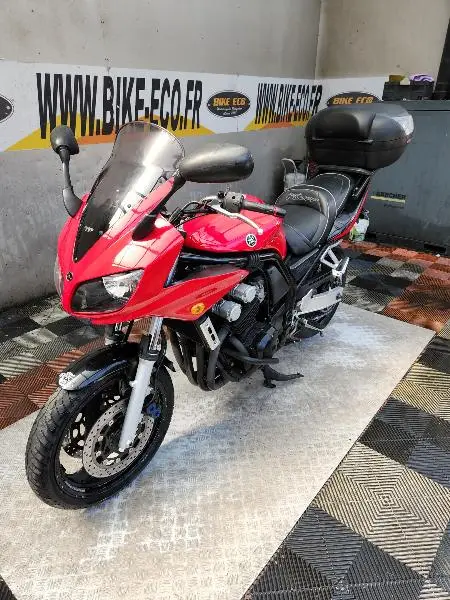 FZS FAZER