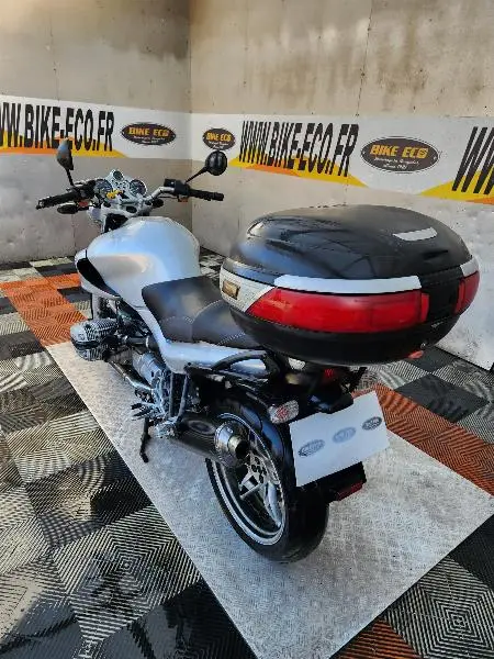 R 850 R