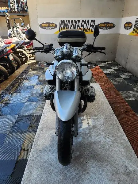 R 850 R