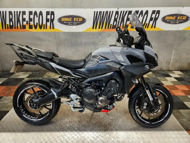 TRACER 9 2016