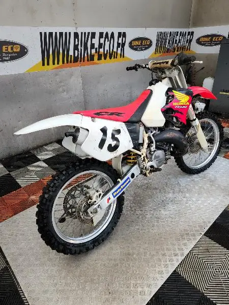 CR 125