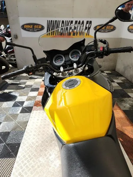 DL VSTROM 1000