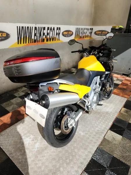 DL VSTROM 1000
