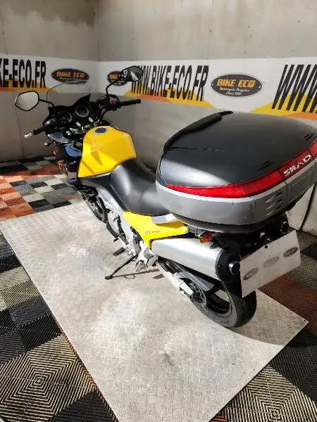 DL VSTROM 1000