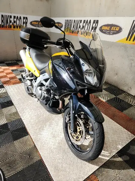 DL VSTROM 1000
