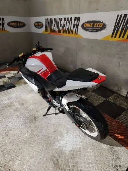 YZFR 125
