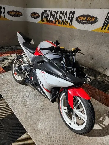 YZFR 125