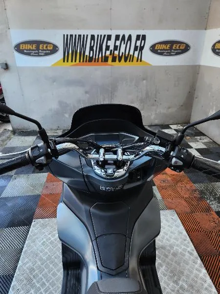 PCX 125