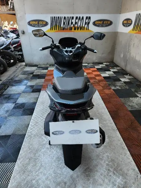 PCX 125