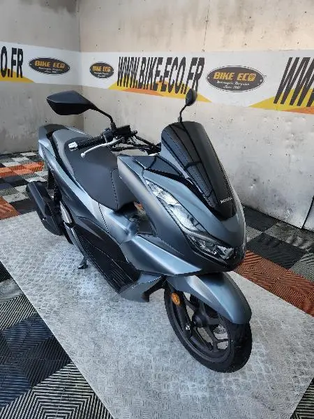 PCX 125